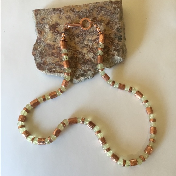 Tribal Style Necklace Hammered Copper And Prehnite - Picture 7 of 7